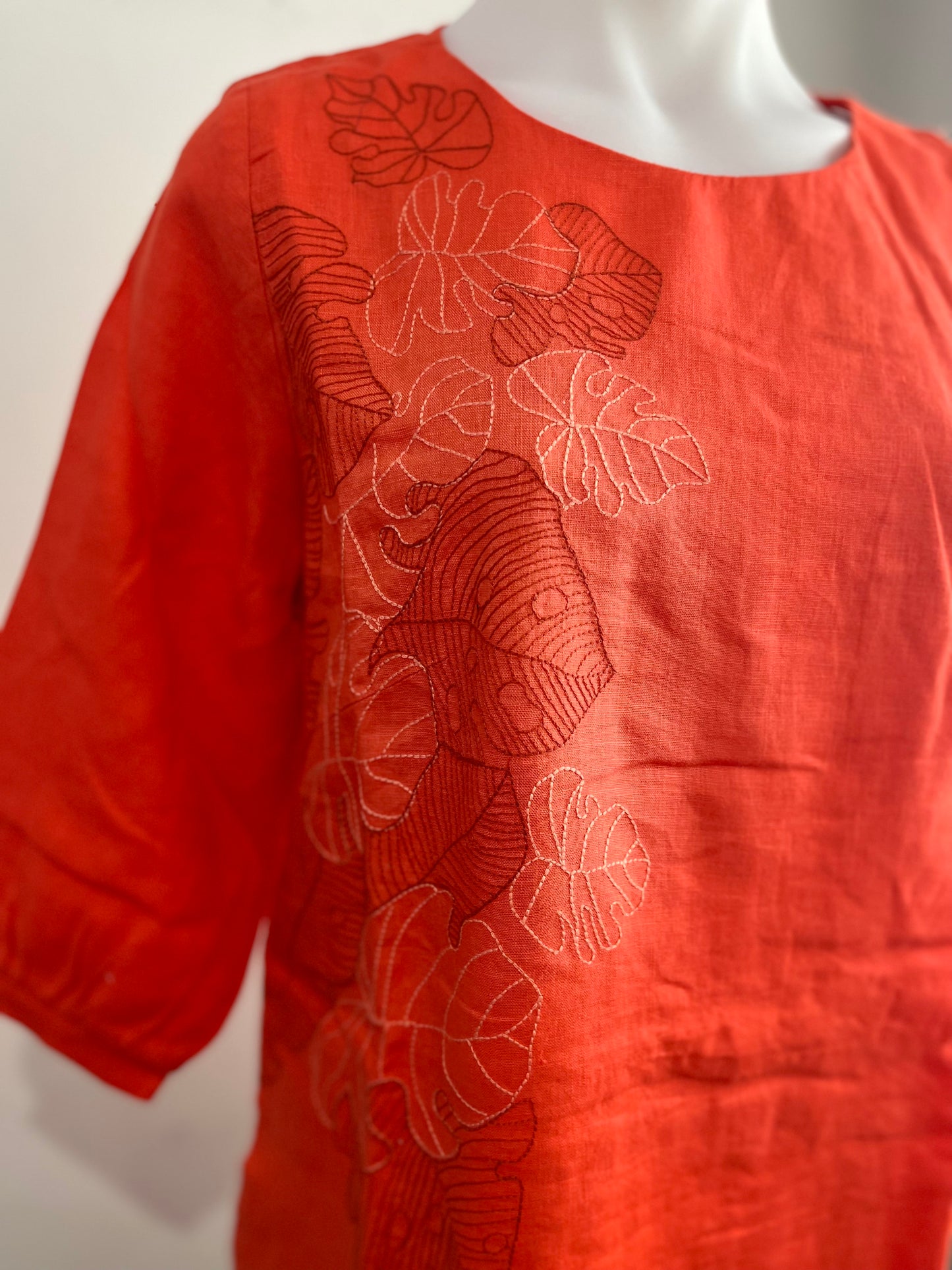 Linen Embellished Dress, with flutter sleeve Modern Embroidery